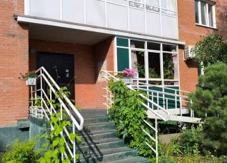 Продается 1-ком. квартира, 42 м2, Сосновоборск, Солнечная улица, 43