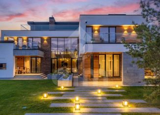 Продажа коттеджа, 550 м2, деревня Чесноково