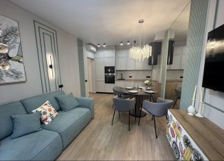 Продаю 3-ком. квартиру, 95 м2, посёлок городского типа Дагомыс, Российская улица, 26/6