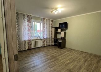 Продам 2-ком. квартиру, 50.3 м2, Татарстан, улица Шамиля Усманова, 62/3