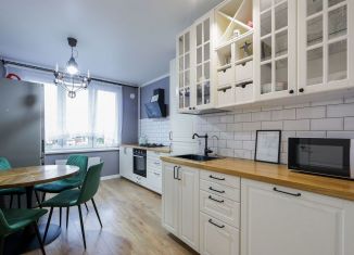 Продам 2-комнатную квартиру, 56.8 м2, Калининград, Советский проспект, 238