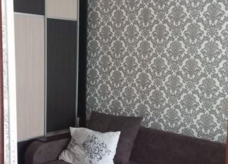 Сдам в аренду трехкомнатную квартиру, 55 м2, Грозный, улица Субры Кишиевой, 51, 2-й микрорайон