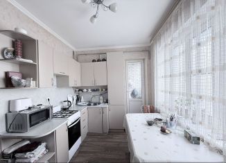 2-комнатная квартира на продажу, 55 м2, Ставрополь, улица 45-я Параллель, 75