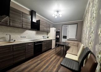 Продается 1-ком. квартира, 43 м2, Краснодар, улица Евгении Жигуленко, 4, Музыкальный микрорайон