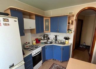 Продаю двухкомнатную квартиру, 56.6 м2, Асбест, улица Калинина, 38/1