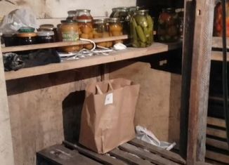 Сдам машиноместо, Омская область, улица Молодова, 16/1