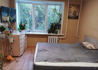 Сдача в аренду 1-ком. квартиры, 19 м2, Старый Оскол, микрорайон Интернациональный, 13