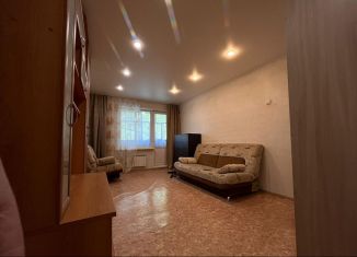 Сдаю однокомнатную квартиру, 38 м2, Татарстан, улица Сафиуллина, 18