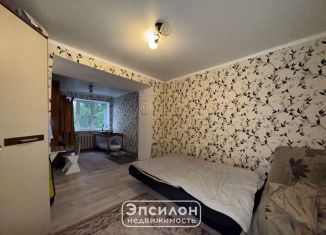 Продам 3-комнатную квартиру, 79.6 м2, Курск, Семёновская улица, 98