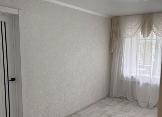 Продам 3-комнатную квартиру, 56.5 м2, Татарстан, Ленинградская улица, 61/8