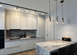 Продам 2-комнатную квартиру, 109 м2, Тюмень, улица Республики, 204к3