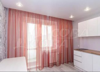 Продам 1-ком. квартиру, 41 м2, деревня Патрушева, улица Александра Пушкина, 1