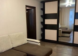 Сдам 1-комнатную квартиру, 30 м2, Таганрог, улица Сергея Шило, 237