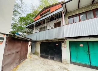 Продаю гараж, 30 м2, село Дивноморское