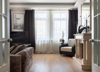 Сдам трехкомнатную квартиру, 152 м2, Санкт-Петербург, Волховский переулок, 4