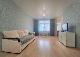 Продам 2-комнатную квартиру, 70 м2, Калужская область, улица Фомушина, 31