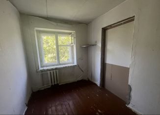 Продам двухкомнатную квартиру, 42 м2, Кольчугино, улица 50 лет Октября, 3