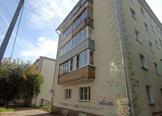 Продажа трехкомнатной квартиры, 58.4 м2, Киров, улица Крупской, 4