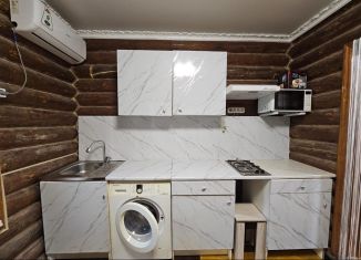 Сдается в аренду 1-комнатная квартира, 30 м2, Сочи, Апшеронская улица, 10Г