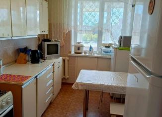 Сдаю в аренду 2-комнатную квартиру, 50 м2, Саратов, Железнодорожная улица, 43/55