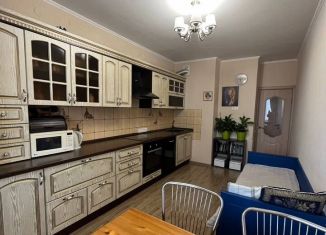 Продажа 1-ком. квартиры, 44 м2, Пермь, улица Космонавта Беляева, 40В