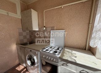 Двухкомнатная квартира на продажу, 40.6 м2, Чувашия, Коммунистическая улица