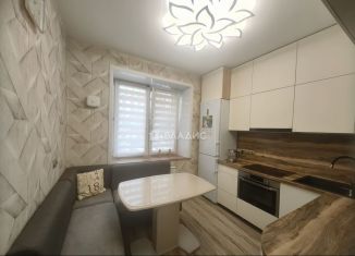 Продам двухкомнатную квартиру, 55.5 м2, Чита, улица Курнатовского, 71к4