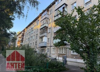 Продам 2-ком. квартиру, 45.7 м2, Нижний Новгород, улица Крылова, 5А