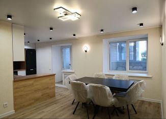 Продается 3-комнатная квартира, 86 м2, Владимир, улица Диктора Левитана, 46