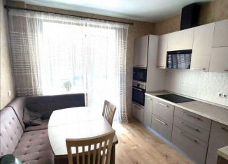 Сдаю в аренду 1-ком. квартиру, 40 м2, Москва, улица Покрышкина, 11