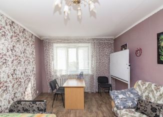 Продам 1-ком. квартиру, 37.4 м2, Тюмень, улица Мельникайте, 57