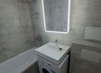 Продажа 3-ком. квартиры, 56 м2, Псков, Рижский проспект, 60