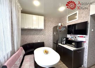 3-ком. квартира на продажу, 67.1 м2, Крым, Промышленная улица, 1