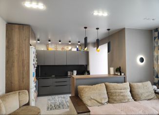 Продам двухкомнатную квартиру, 63.4 м2, Барнаул, Приречная улица, 2А