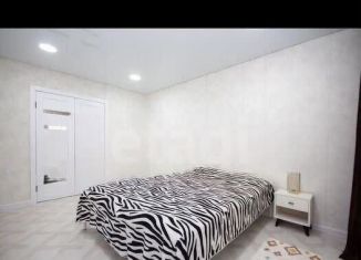 Продаю 3-ком. квартиру, 72.4 м2, Тюмень, Заречный проезд, 6к2