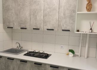 Продаю 3-ком. квартиру, 60.9 м2, Иваново, Тихая улица, 14