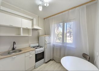 Продаю 2-ком. квартиру, 45.5 м2, Саратов, улица имени Академика О.К. Антонова, 3А