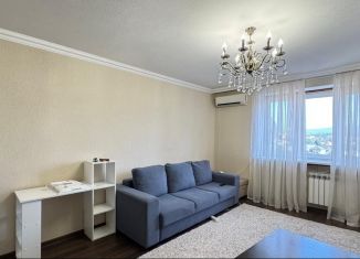 Продам 2-комнатную квартиру, 52 м2, Нальчик, улица 2-й Таманской Дивизии, 37