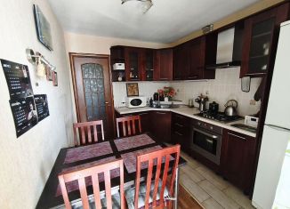 Продам 2-комнатную квартиру, 47 м2, Чебоксары, проспект Тракторостроителей, 73