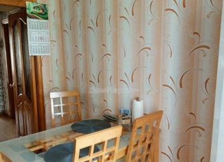 Продается двухкомнатная квартира, 53.6 м2, Новокузнецк, улица Дузенко, 35