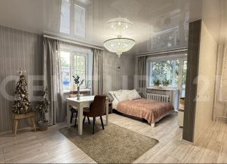 Продаю 1-ком. квартиру, 37 м2, Чебоксары, улица Константина Иванова, 78