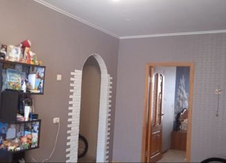 Трехкомнатная квартира на продажу, 60.5 м2, Барнаул, улица Антона Петрова, 233