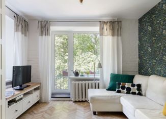 Сдам в аренду 1-ком. квартиру, 34 м2, Санкт-Петербург, улица Карбышева, 10, метро Площадь Мужества