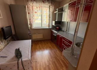 Сдаю в аренду 3-ком. квартиру, 72 м2, Йошкар-Ола, улица Кирова, 9