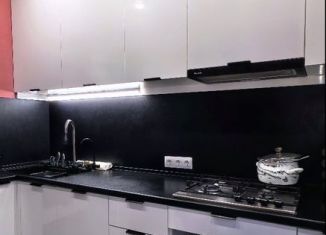 Продается четырехкомнатная квартира, 71.1 м2, Смоленск, улица Петра Алексеева, 2/37