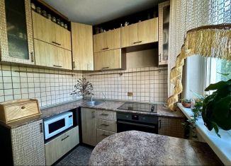 Продаю 3-ком. квартиру, 46.7 м2, Барнаул, улица Юрина, 244