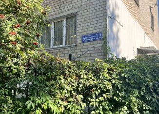 2-ком. квартира на продажу, 42.7 м2, Смоленск, улица Октябрьской Революции