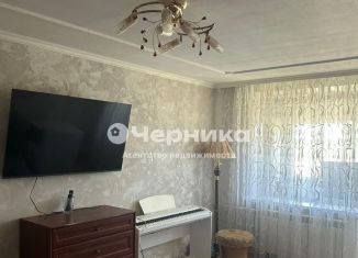 Продаю 2-комнатную квартиру, 43.7 м2, Каменск-Шахтинский, Красная улица, 11А