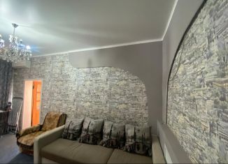 Продажа 3-ком. квартиры, 42 м2, Аксай, улица Гулаева, 119