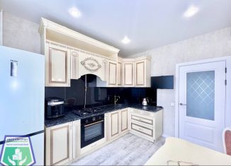 Продаю двухкомнатную квартиру, 56.9 м2, Дзержинск, проспект Ленина, 61